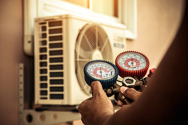 Professional Hvac technician working in North Billerica, MA